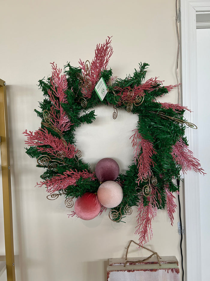 CMI Green Holiday Wreath