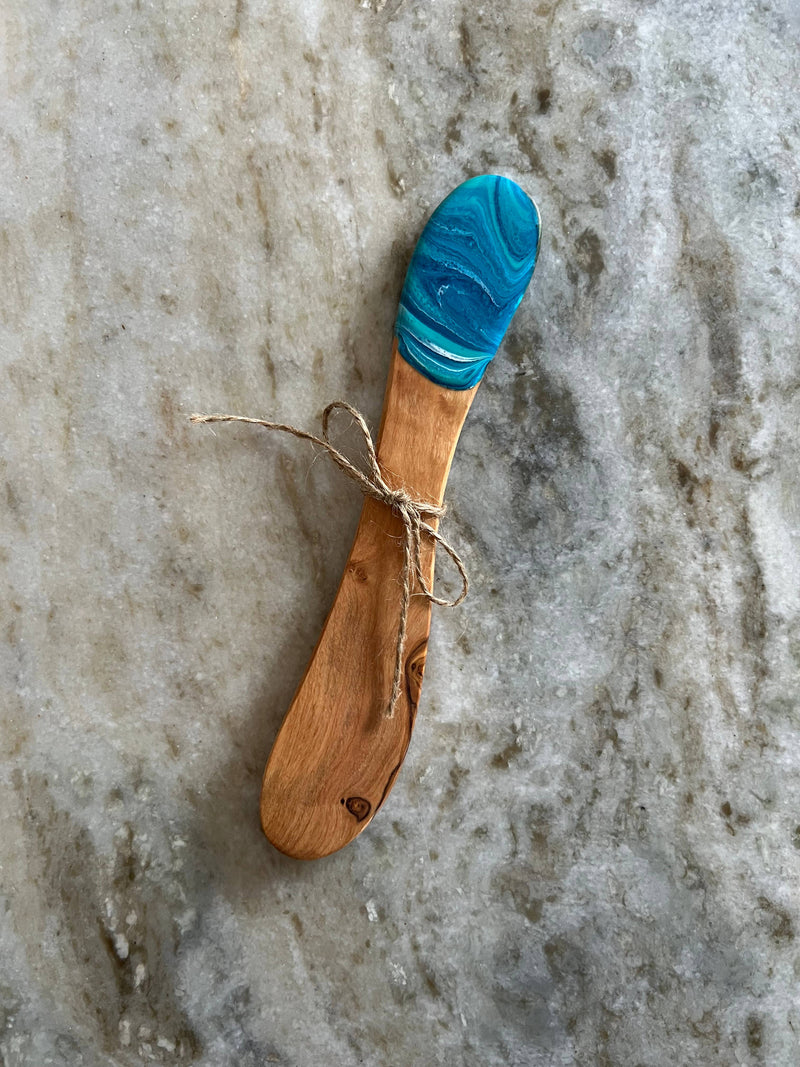 Olive Wood Spreader - Navy/Gold/White