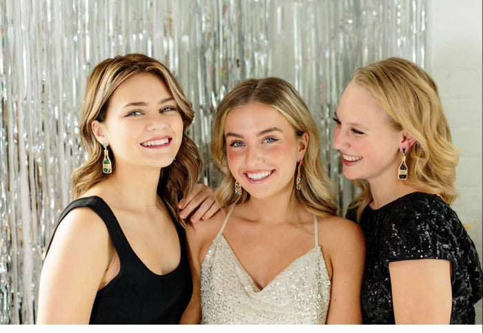 Champagne Bottles: Hot Pink