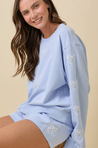Crewneck With Ribbon Bows in Light Blue