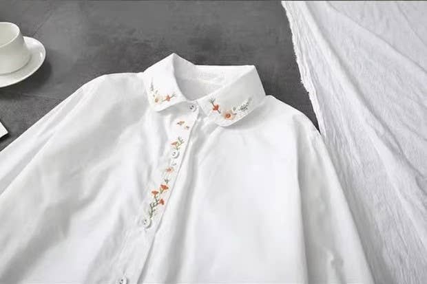 Floral Fines Embroidered Button-Up in White