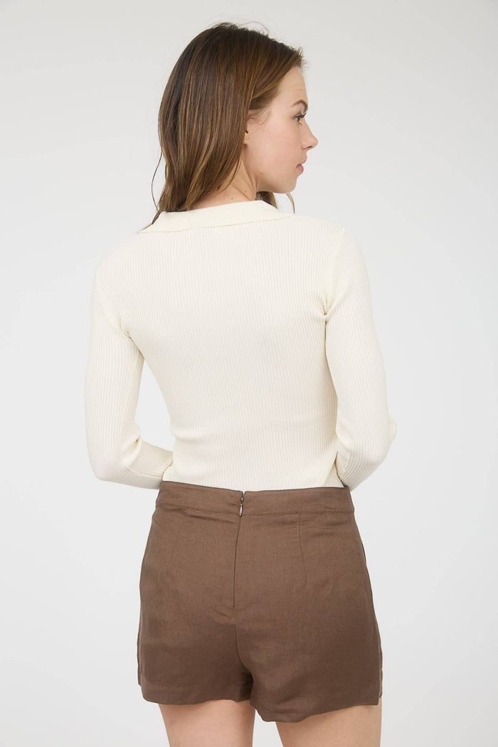 Collared Gold Snap Button Long Sleeve Sweater Knit in Cream