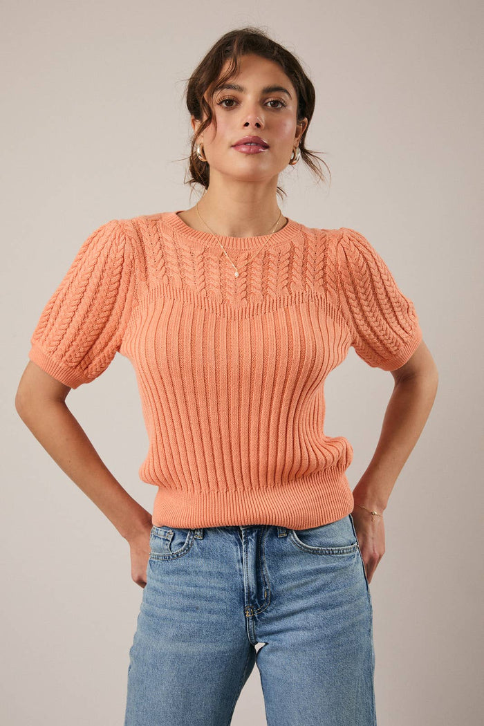 ROUND NECK PUFF SHORT SLEEVE CABLE SWEATER: APRICOT / M