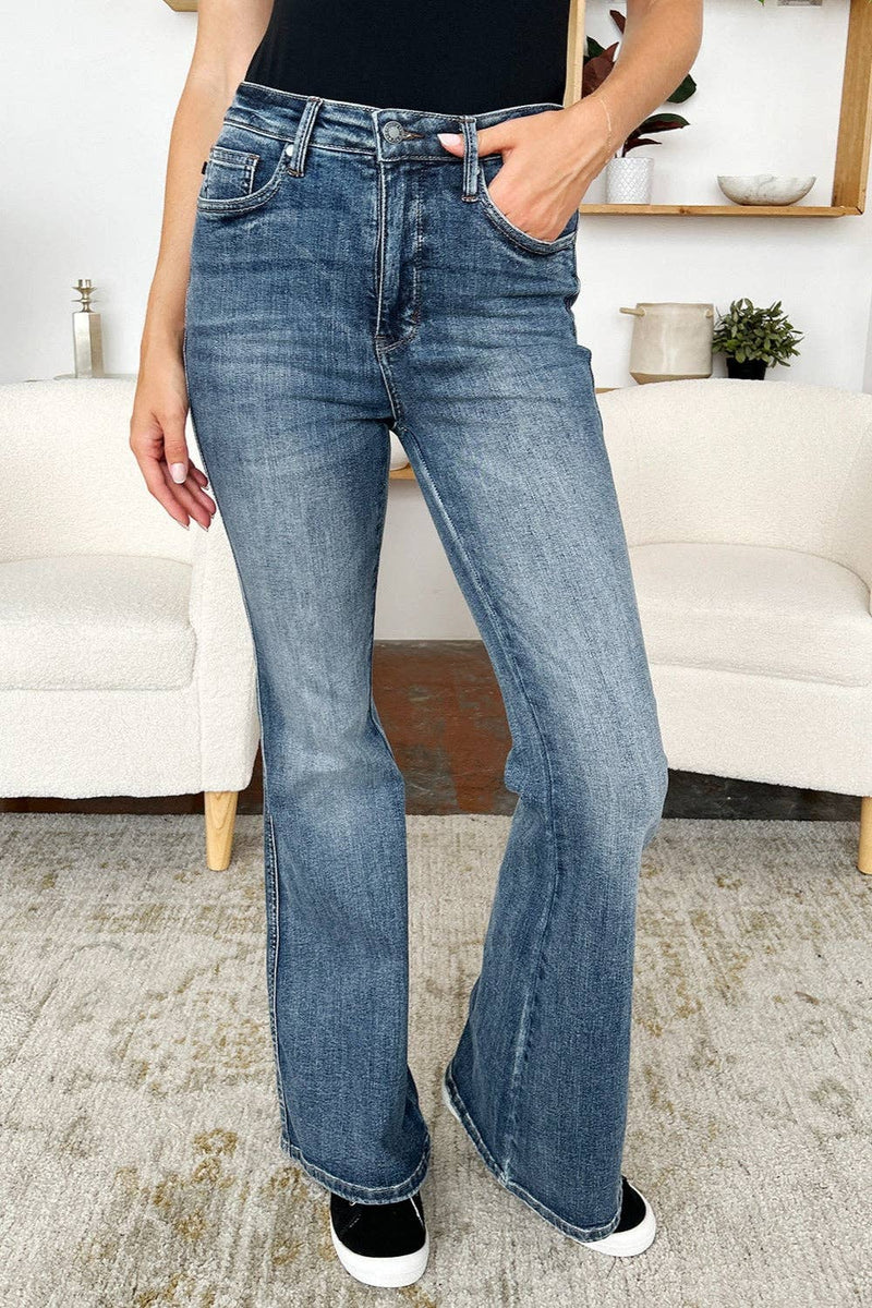 Judy Blue High Waist Flare Jeans in Dark Wash