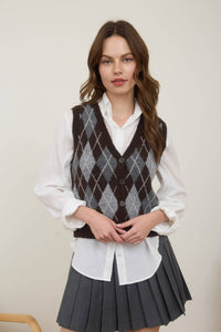Argyle Pattern Button Down Knit Cardigan Vest in Charcoal