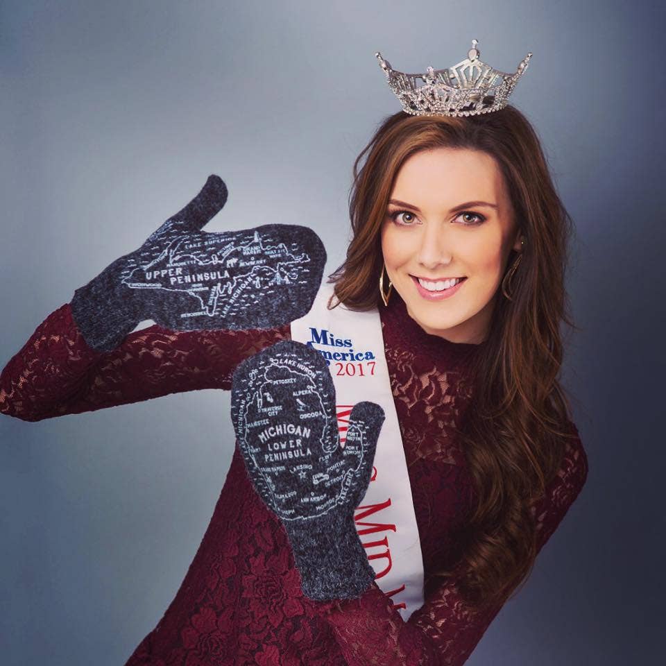 The Original Michigan Mittens: Fog Grey