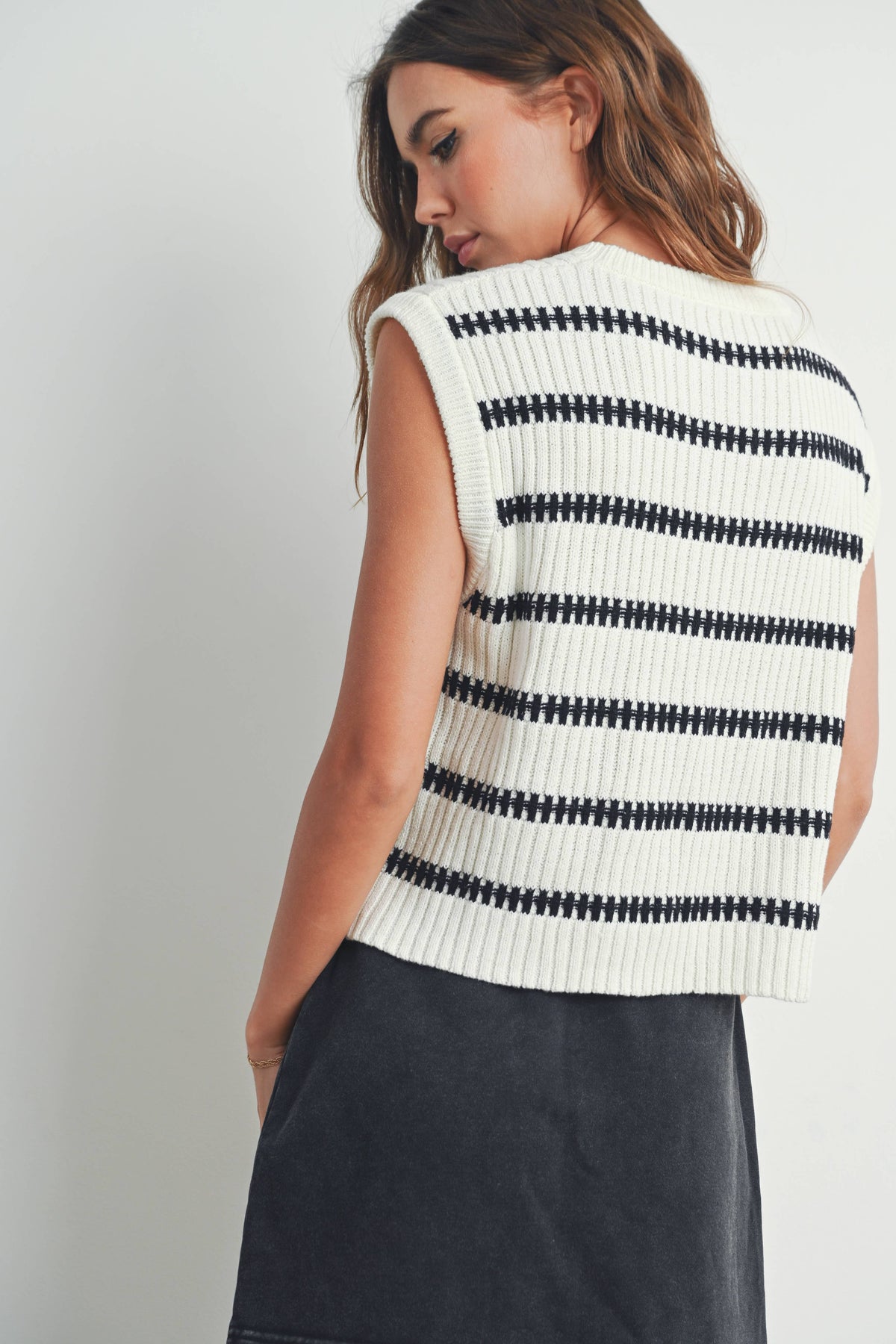 Crew Neck Striped Knit Tank Top in Ivory and Green