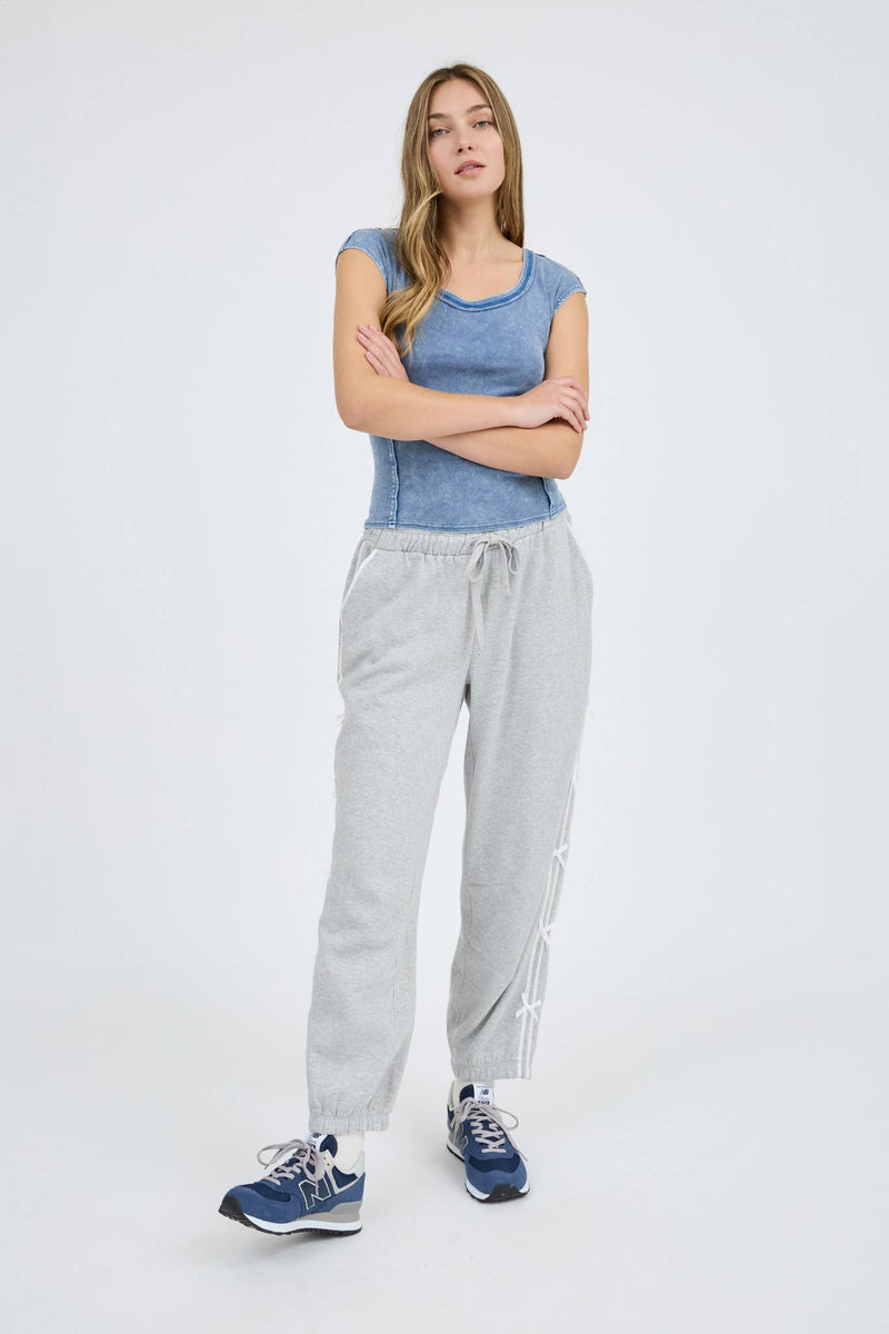 Scoop Neck Short Sleeve Knit Top in Blue