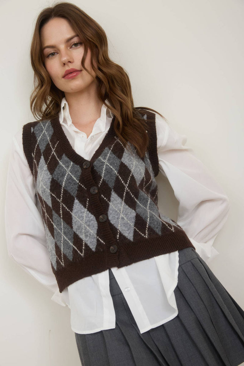 Argyle Pattern Button Down Knit Cardigan Vest in Charcoal