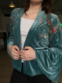 Embroidery Velvet Kimono in Emerald