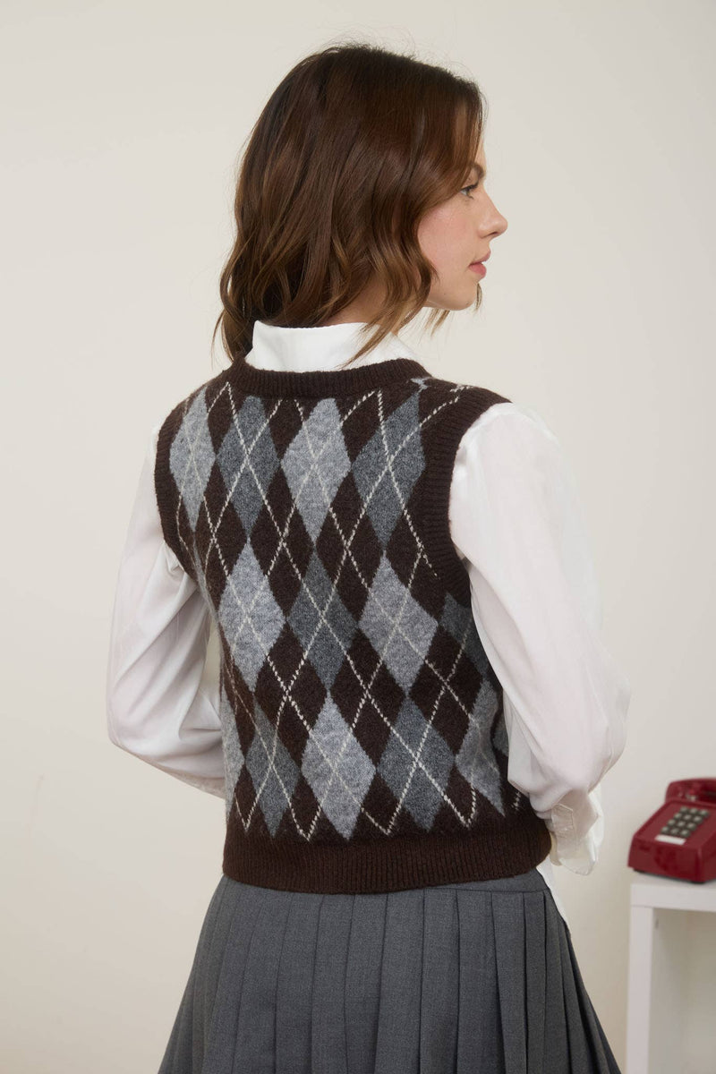 Argyle Pattern Button Down Knit Cardigan Vest in Charcoal