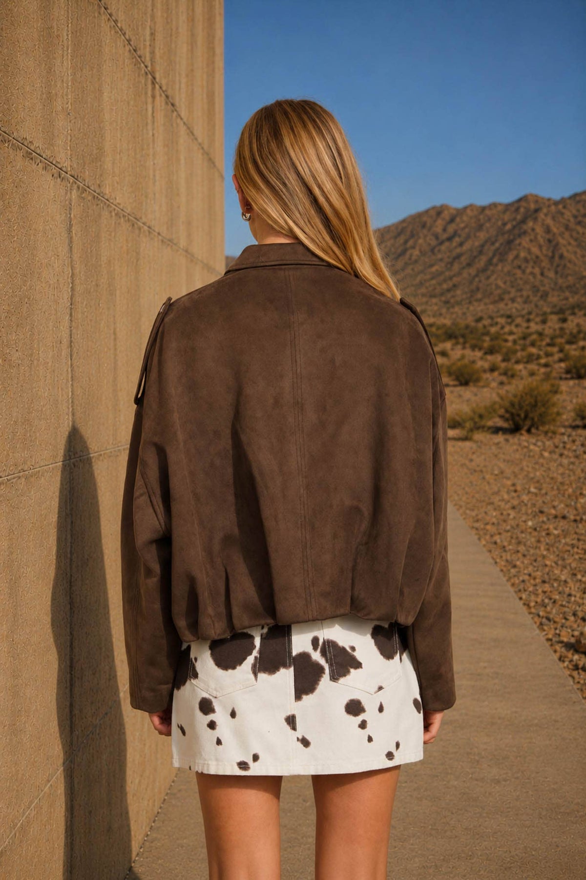 SUEDE EPAULET COLLARED ZIP-UP CROPPED JACKET : OLIVE