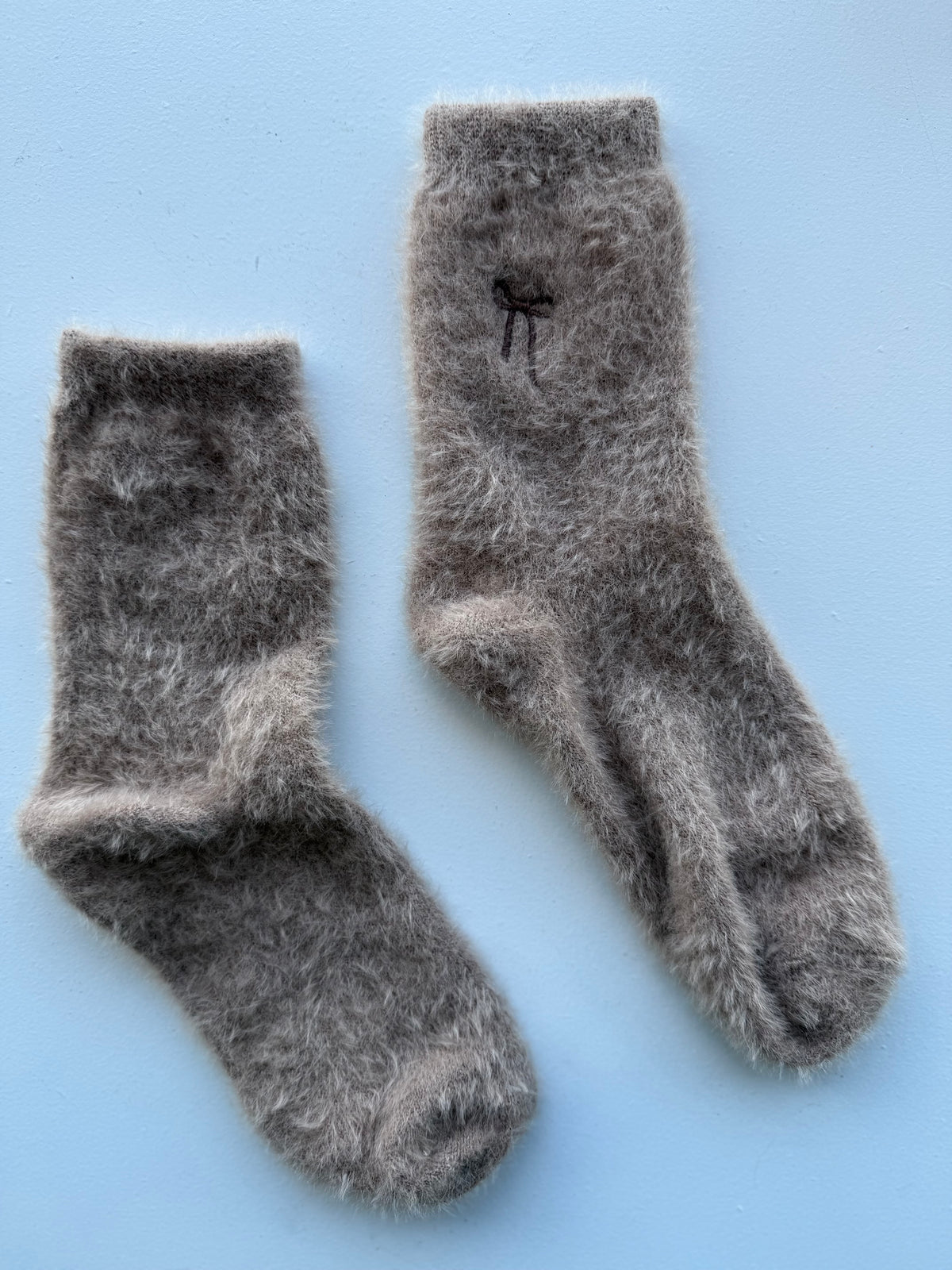 Bow Embroidered Wool Socks in Taupe