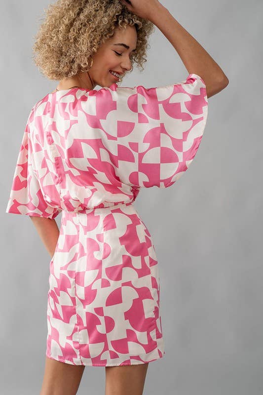 Pink Batwing Sleeve Geo Print Mini Dress