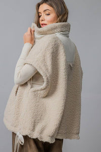 Button Up Teddy Fleece Vest in Cream