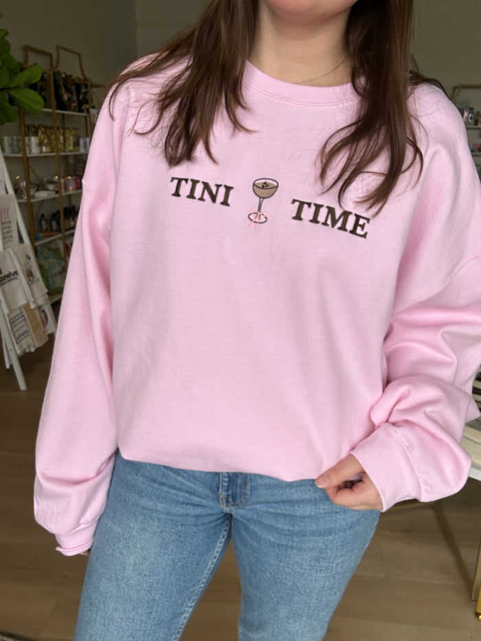 Tini Time Cocktail Crewneck in Light Pink