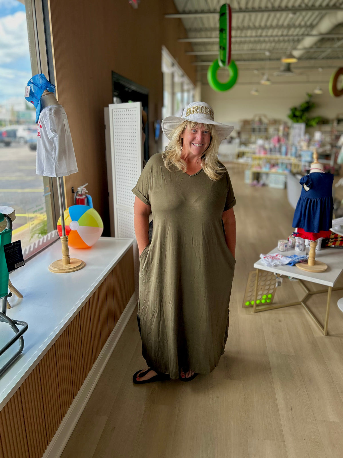 Plus Size Rolled Cuffs Maxi Dress in Green The Care Boutique Plus Size Rolled Cuffs Maxi Dress in Green The Care Boutique
