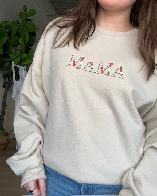 Mama Embroidered Crewneck in Sand
