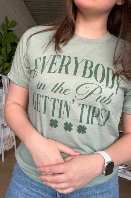 Everybody In The Pub Gettin' Tipsy T-Shirt in Heather Sage
