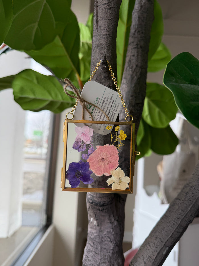Hanging dried flower decor