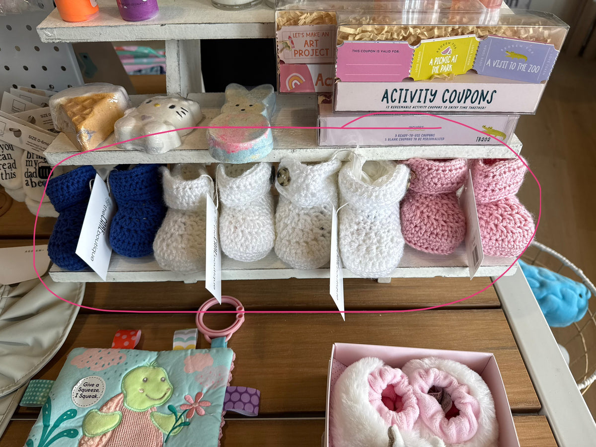 Hand Knit Baby Booties - CommuniCare