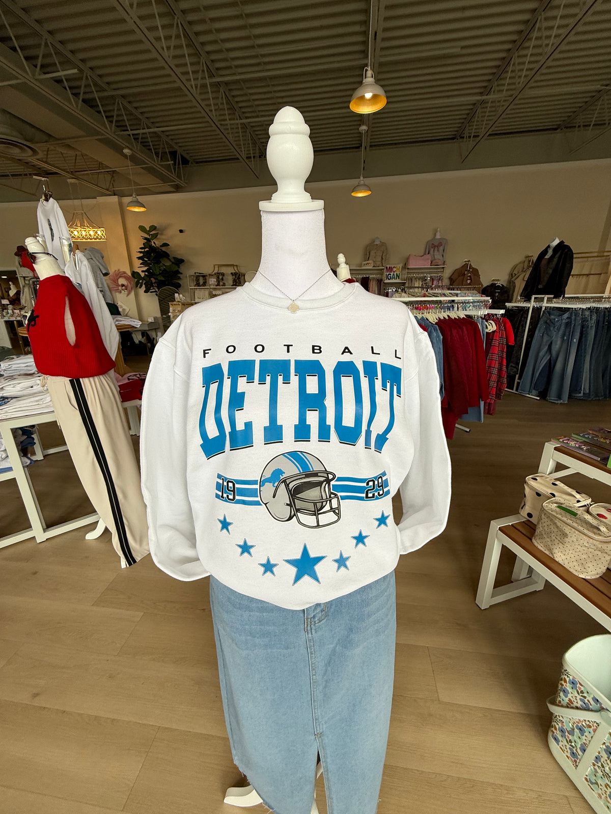 Detroit Lions Star Design Crewneck in White