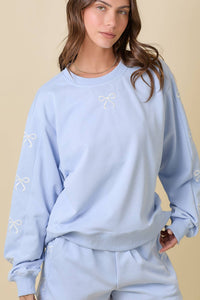 Crewneck With Ribbon Bows in Light Blue