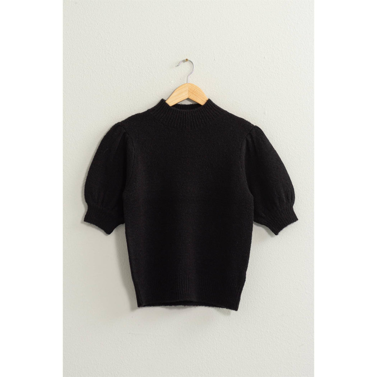 Short Sleeve Sweater With Puff Sleeve in Black