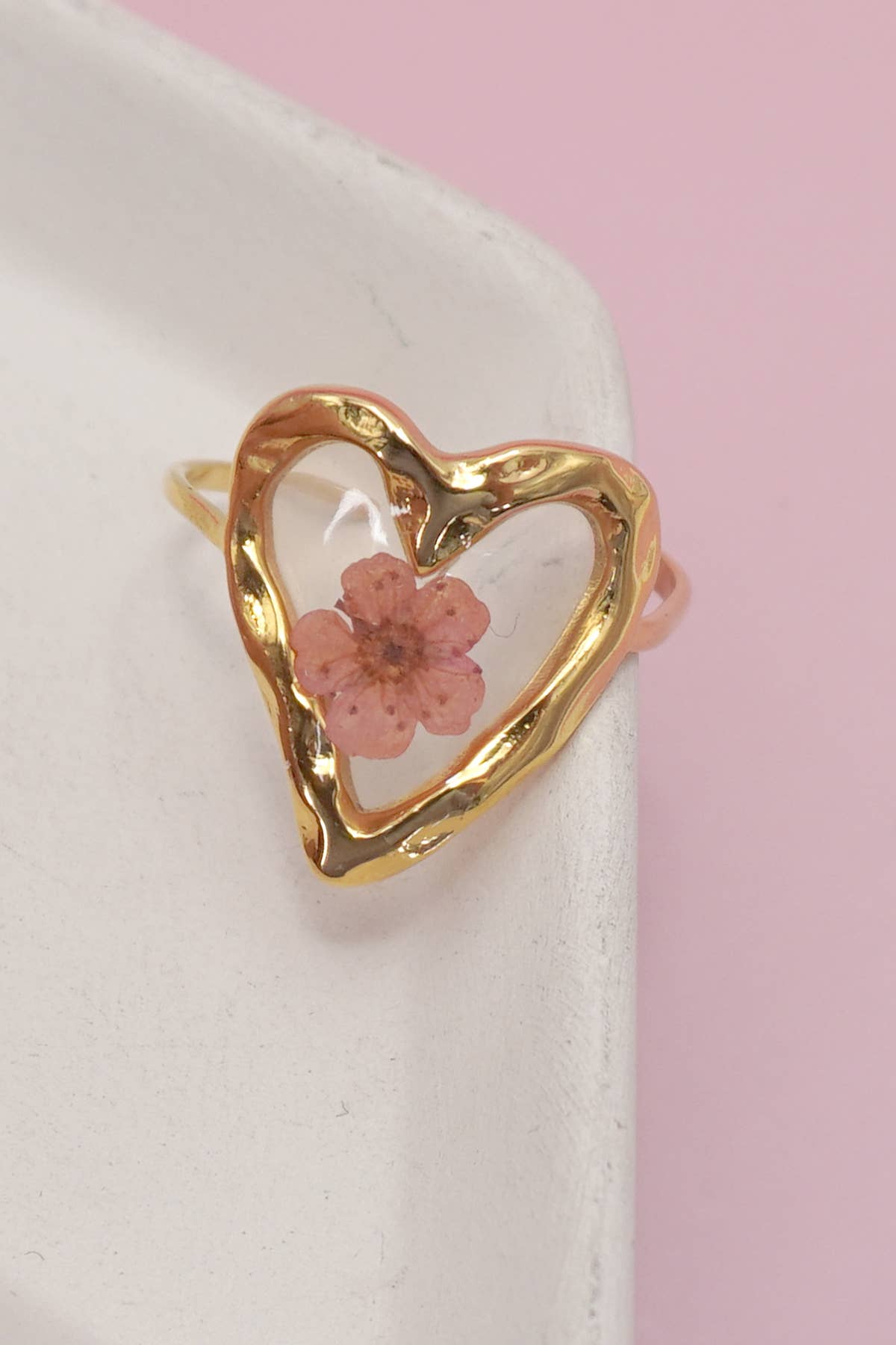18K STAINLESS STEEL TARNISH FREE FLORAL RINGS | 40R104: HEART APRICOT