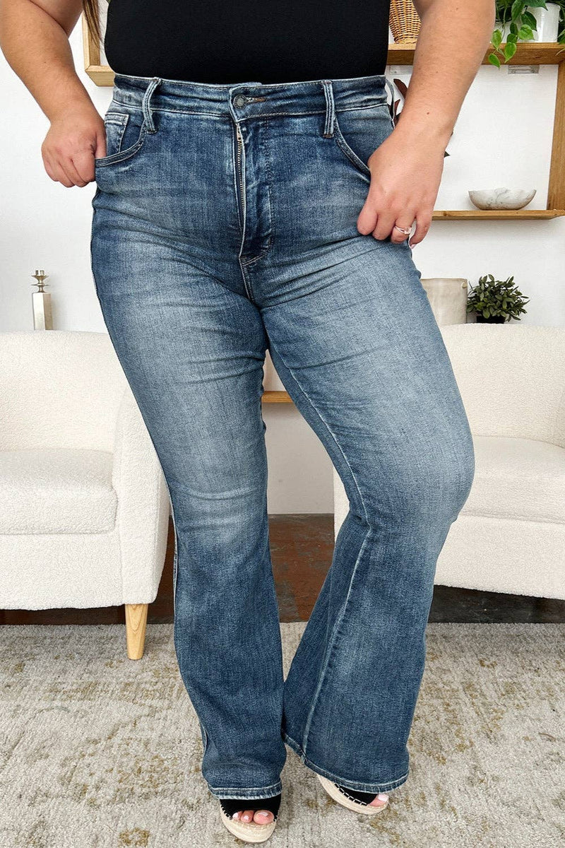 Judy Blue High Waist Flare Jeans in Dark Wash