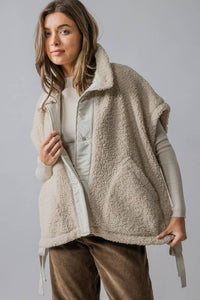 Button Up Teddy Fleece Vest in Cream