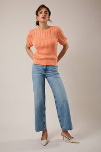 ROUND NECK PUFF SHORT SLEEVE CABLE SWEATER: APRICOT / M