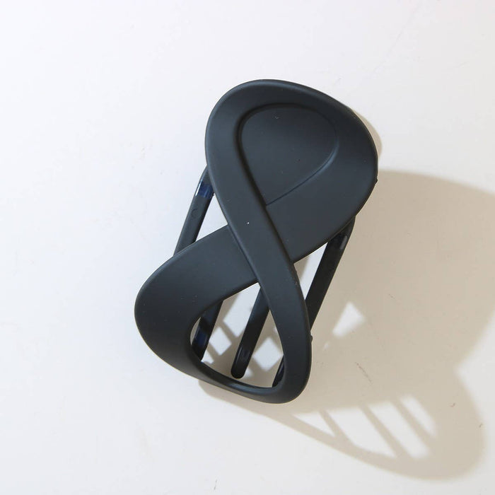 No Crease Claw Clip in Black