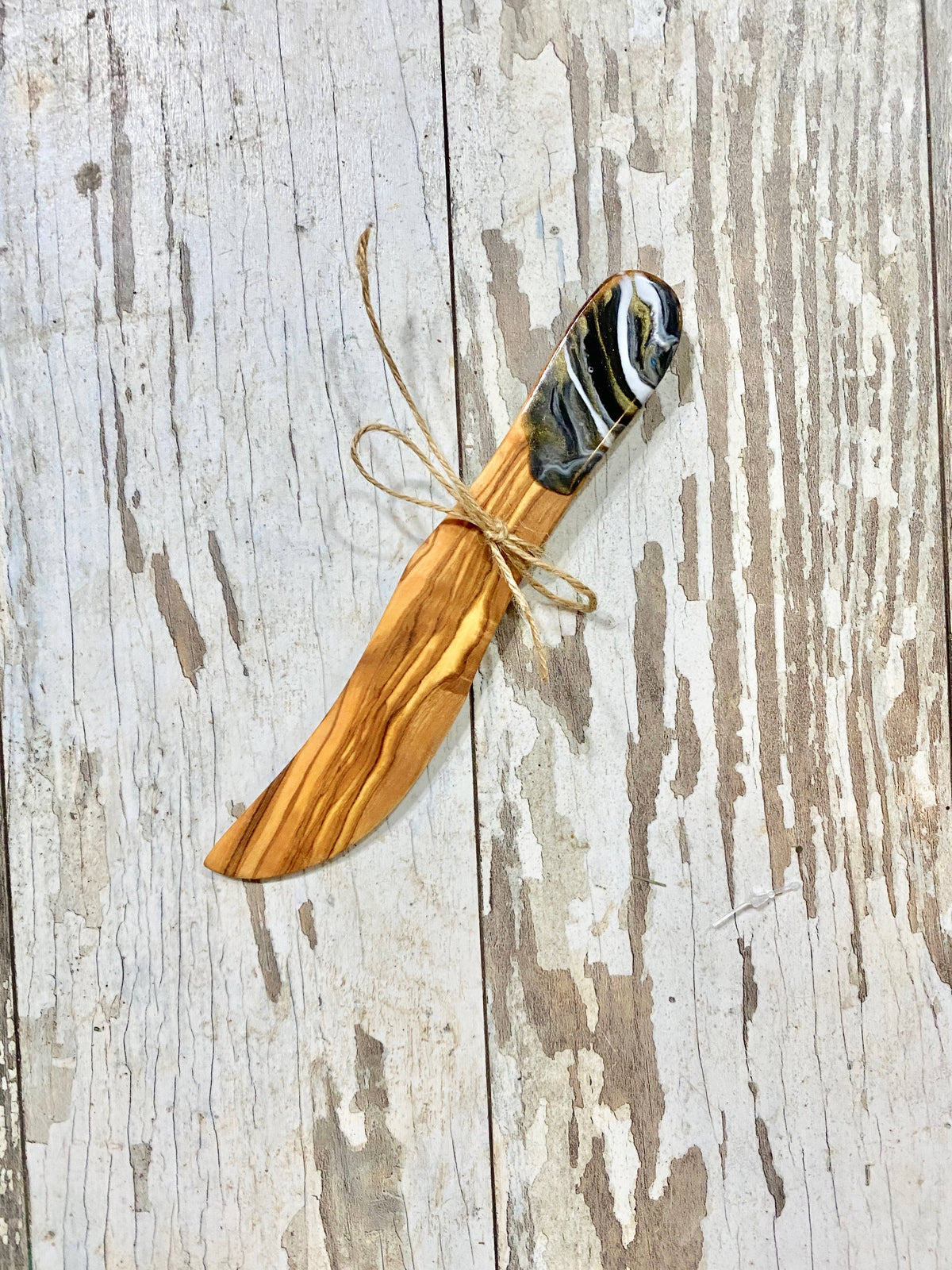 Olive Wood Spreader - Navy/Gold/White
