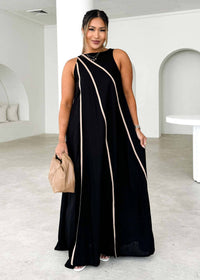 Simple Patchwork Stripe Dress in BlackBerry