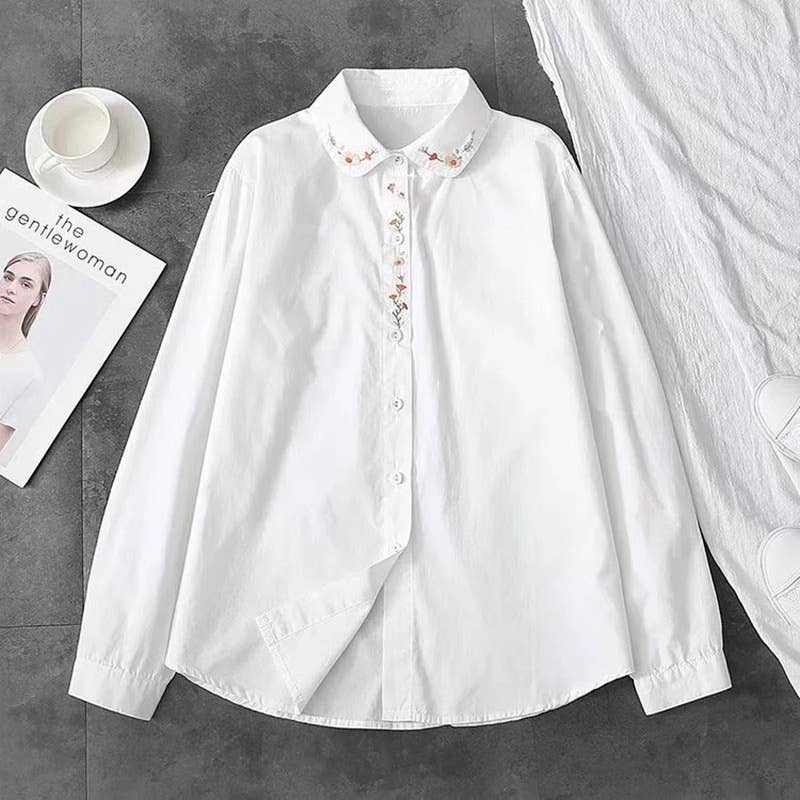 Floral Fines Embroidered Button-Up in White
