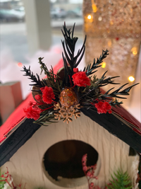 Handmade Birdhouse: Holiday Theme