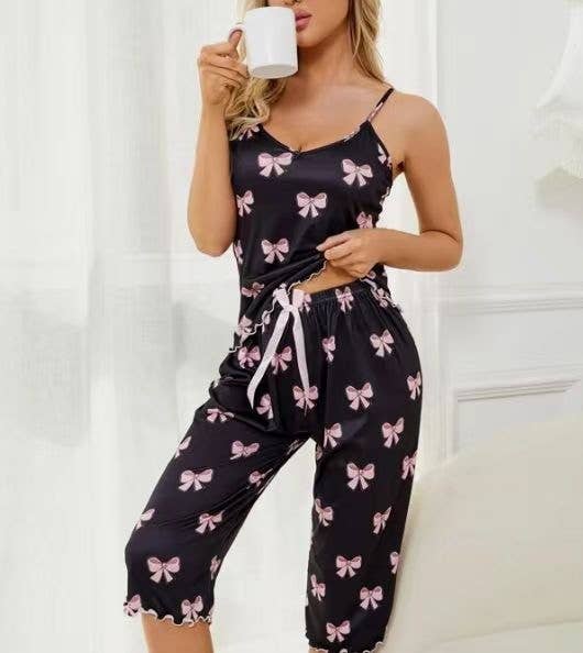 Pajama Set in Black and Pink Bows